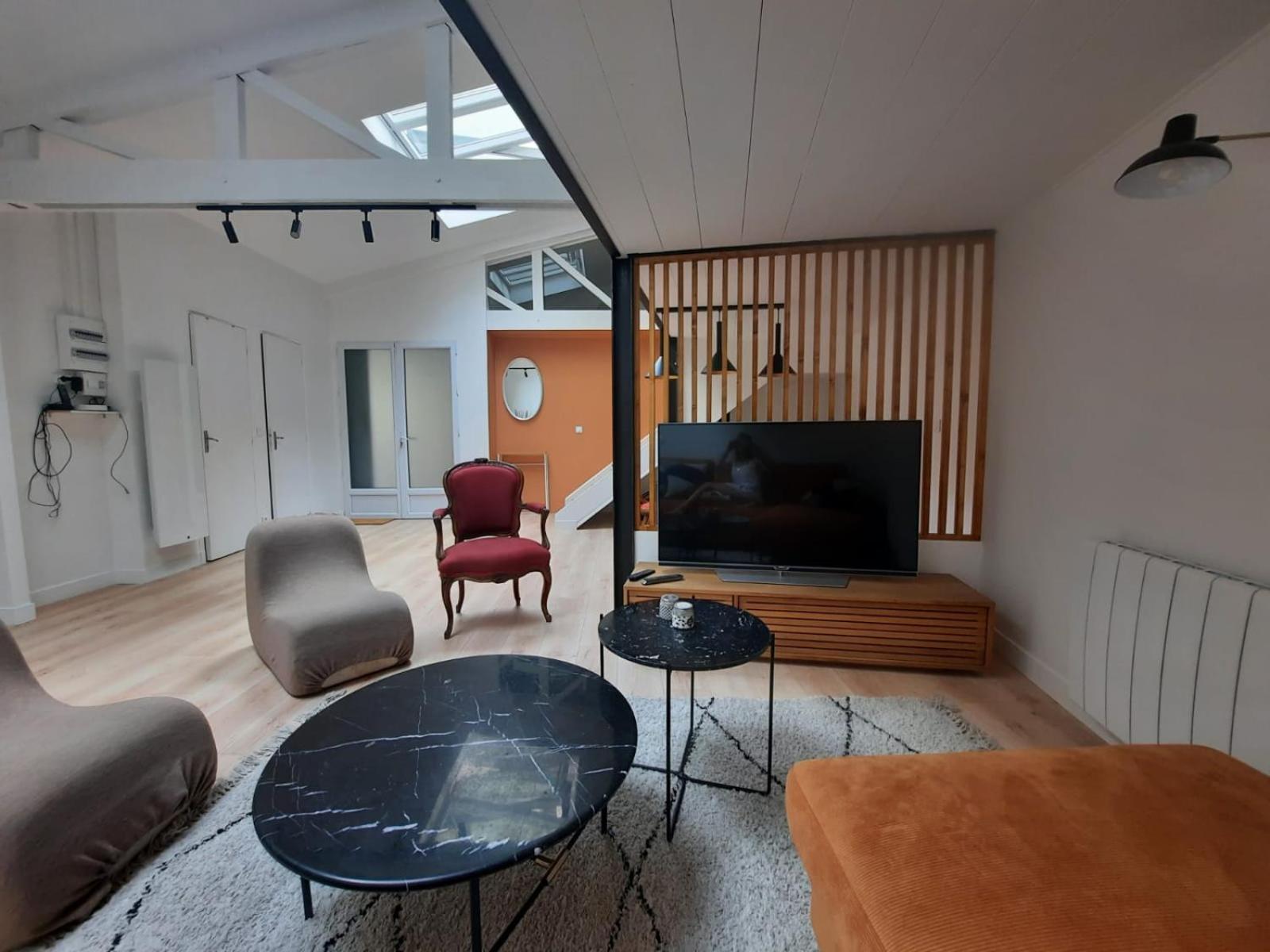 Loft 4-5 Personnes A Montmartre - Parking Prive Sur Reservation Париж Екстериор снимка