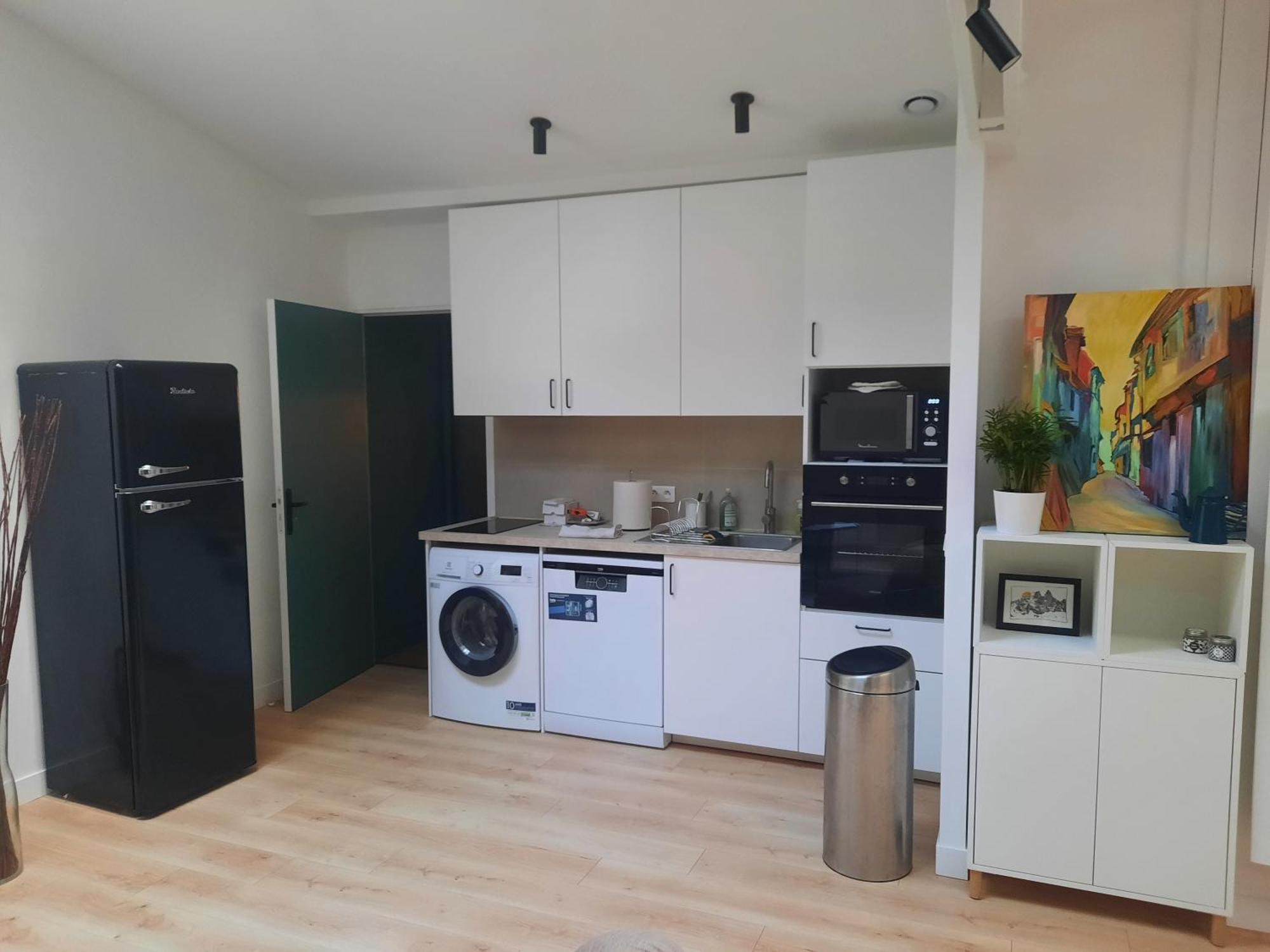 Loft 4-5 Personnes A Montmartre - Parking Prive Sur Reservation Париж Екстериор снимка